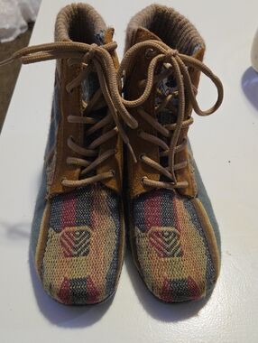 Women’s Patterned Ankle Booties in Multicolor – Unknown Brand